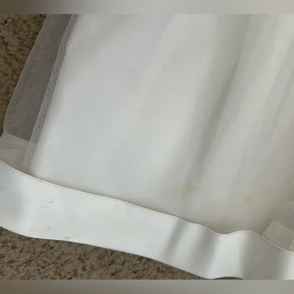 Lady Eleanor for David's Bridal Flower Girl Dress- Size 6 - Picture 14 of 17